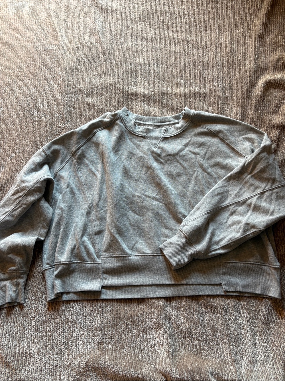 So XL Cropped Sweatshirt